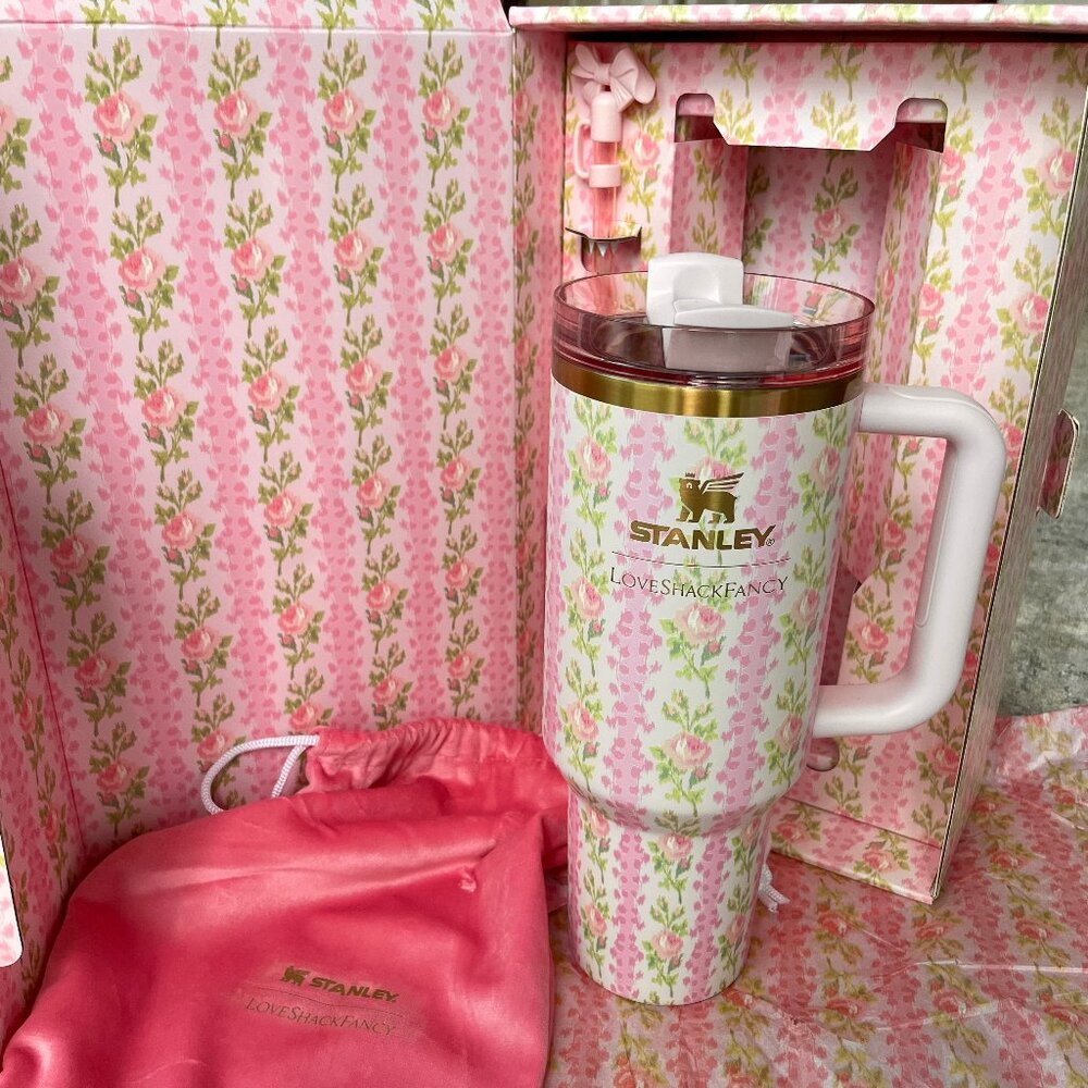 NEW Stanley Love Shackfancy Quencher 40oz